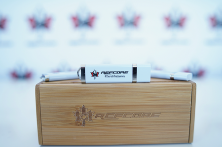 REFcore™ USB Flash Drive (8 GB)